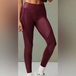Fabletics x Khloe Kardashian Anywhere Motion365+ Shine High Waisted Legging